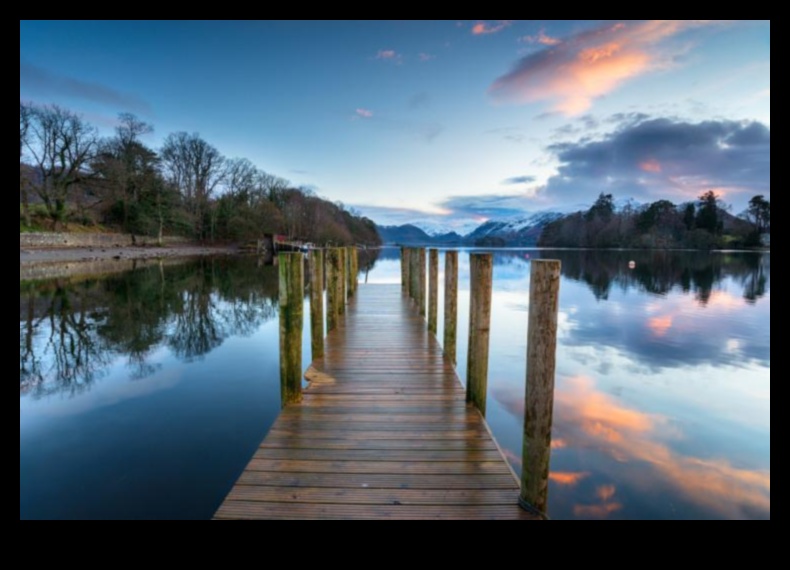 الصفاء على ضفاف البحيرة: استكشاف مناظر البحيرة الهادئة
