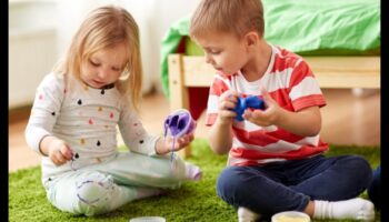 اللعب النقي: تعزيز التنمية الصحية من خلال المرح